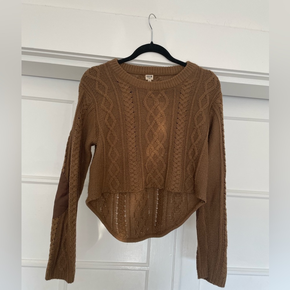 Cropped brown cable knit sweater with elbow patches size M